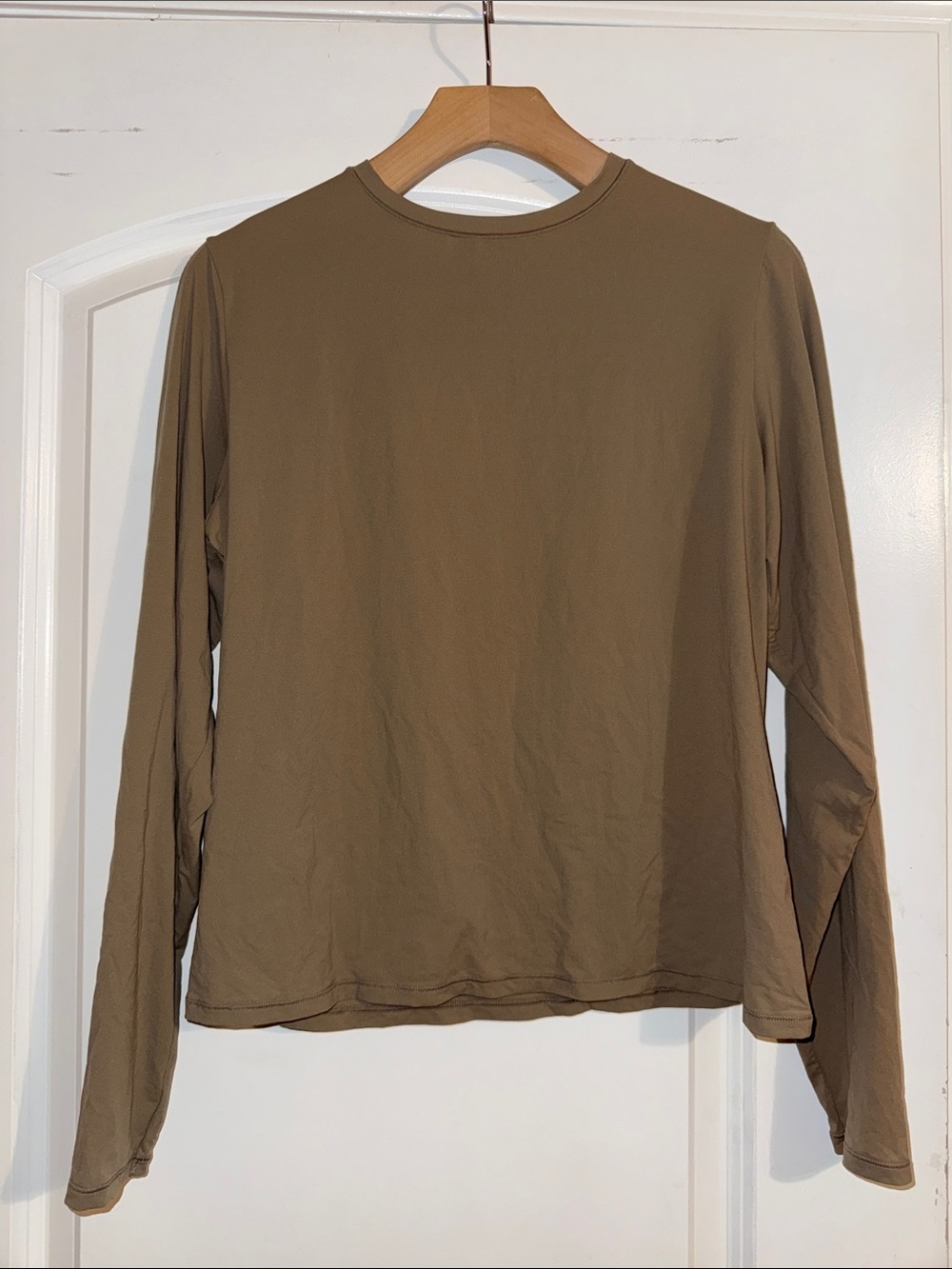 SKIMS Men's Long-Sleeve Crew Shirt — Tan